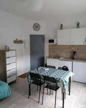 Apartment Joli Studio Proche Gare Perigueux